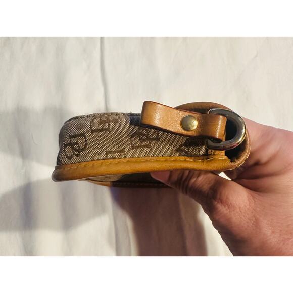 DOONEY & BOURKE D&B Beige Jacquard w/ Leather Wristlet designer luxury classic - Picture 7 of 9